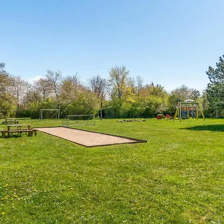 3 Bedroom Pet Friendly In